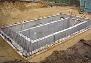 Фото процесса строительства бани с бассейном